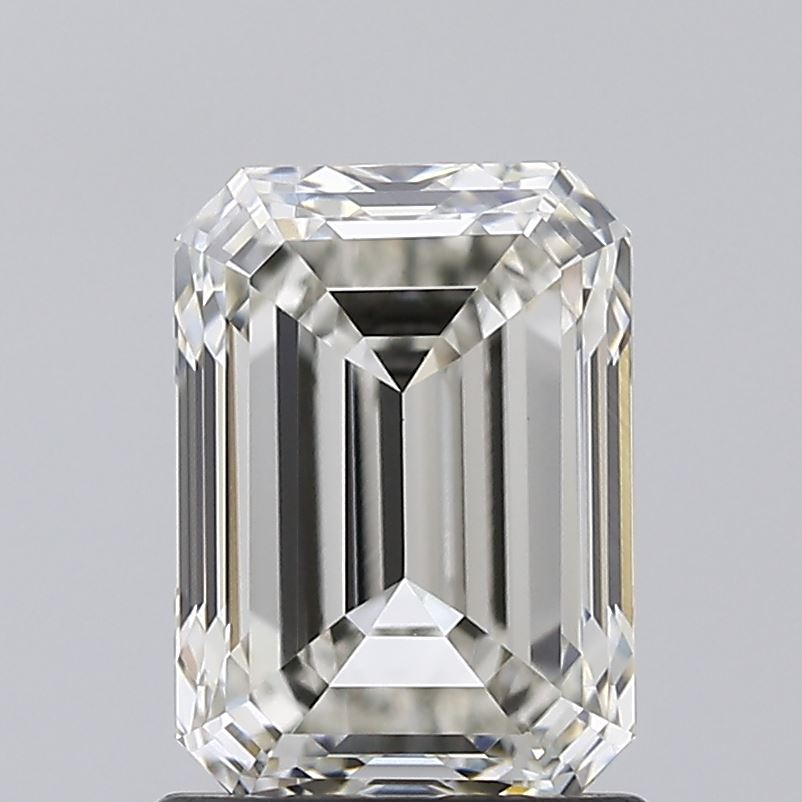 1.51ct Emerald lab grown diamond
