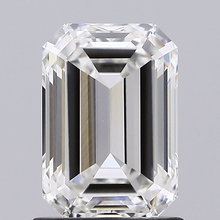 1.51ct Emerald lab grown diamond