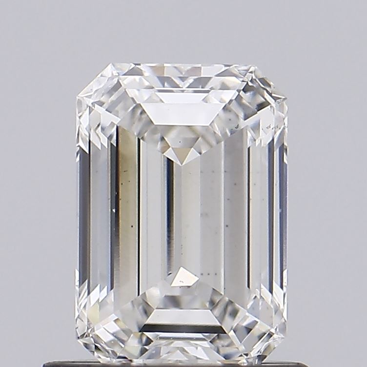 0.95ct Emerald lab grown diamond