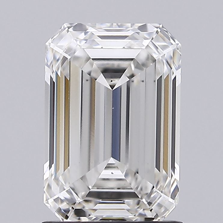1.66ct Emerald lab grown diamond