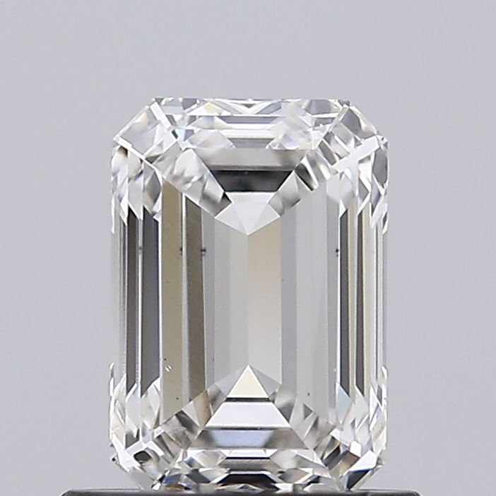0.90ct Emerald lab grown diamond